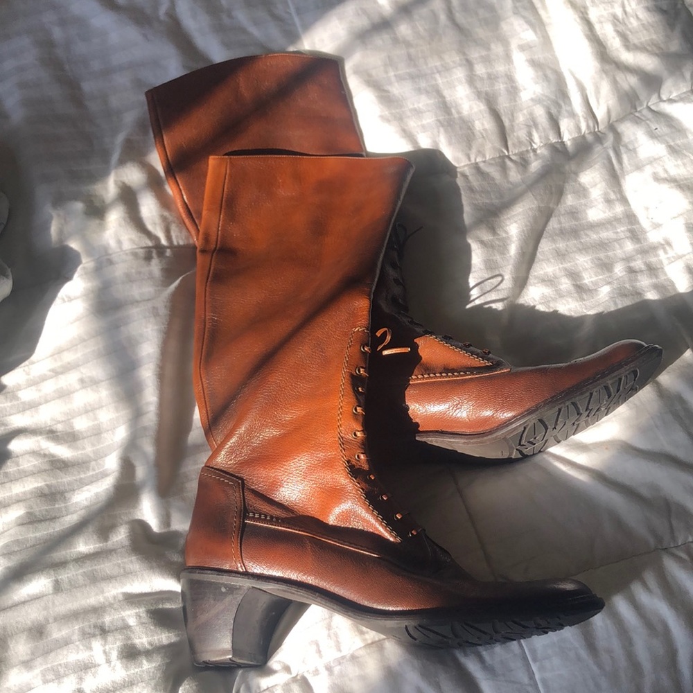 Stuart Weitzman Cognac Leather Boots - image 1